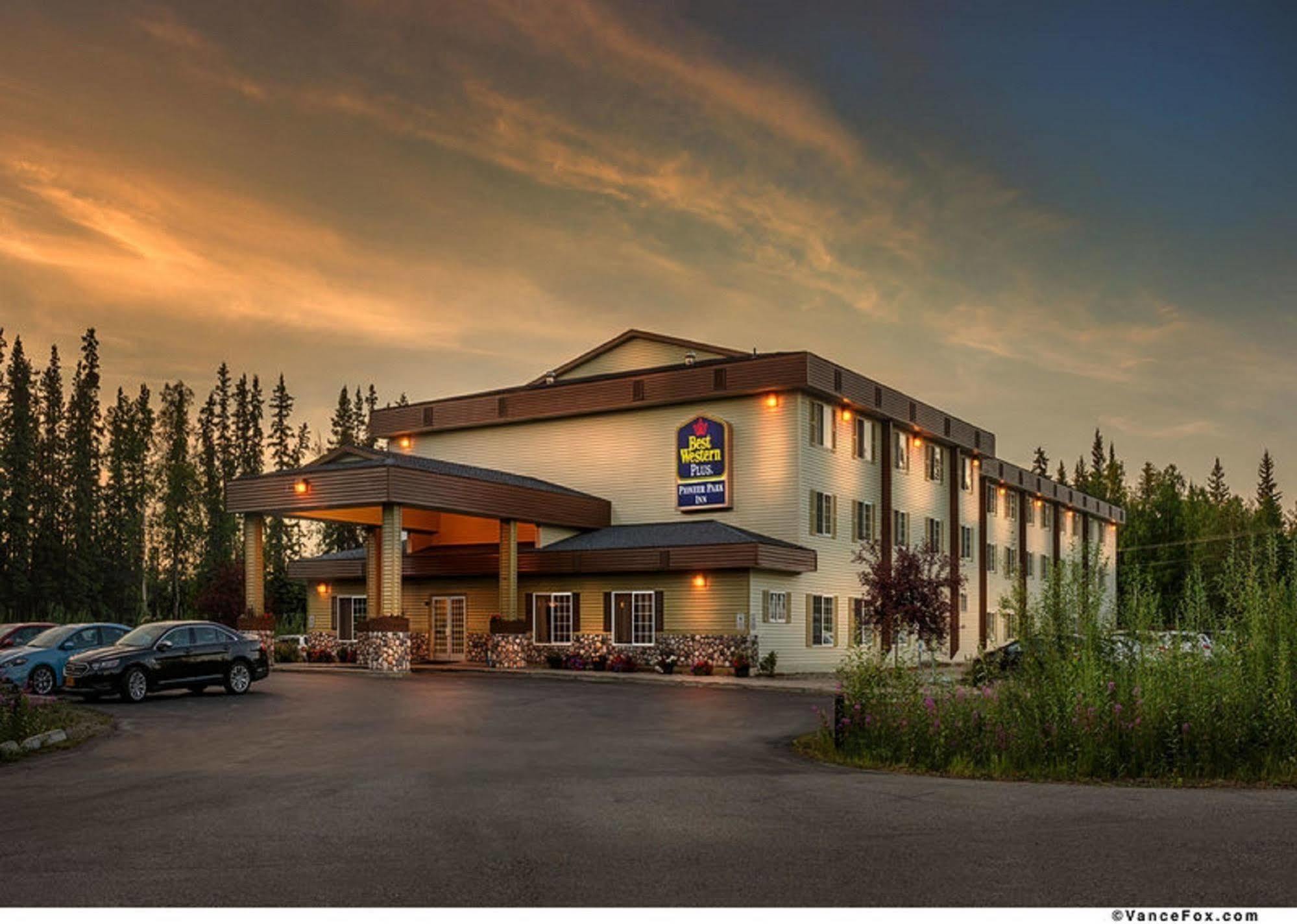 Best Western Plus Pioneer Park Inn Fairbanks Dış mekan fotoğraf